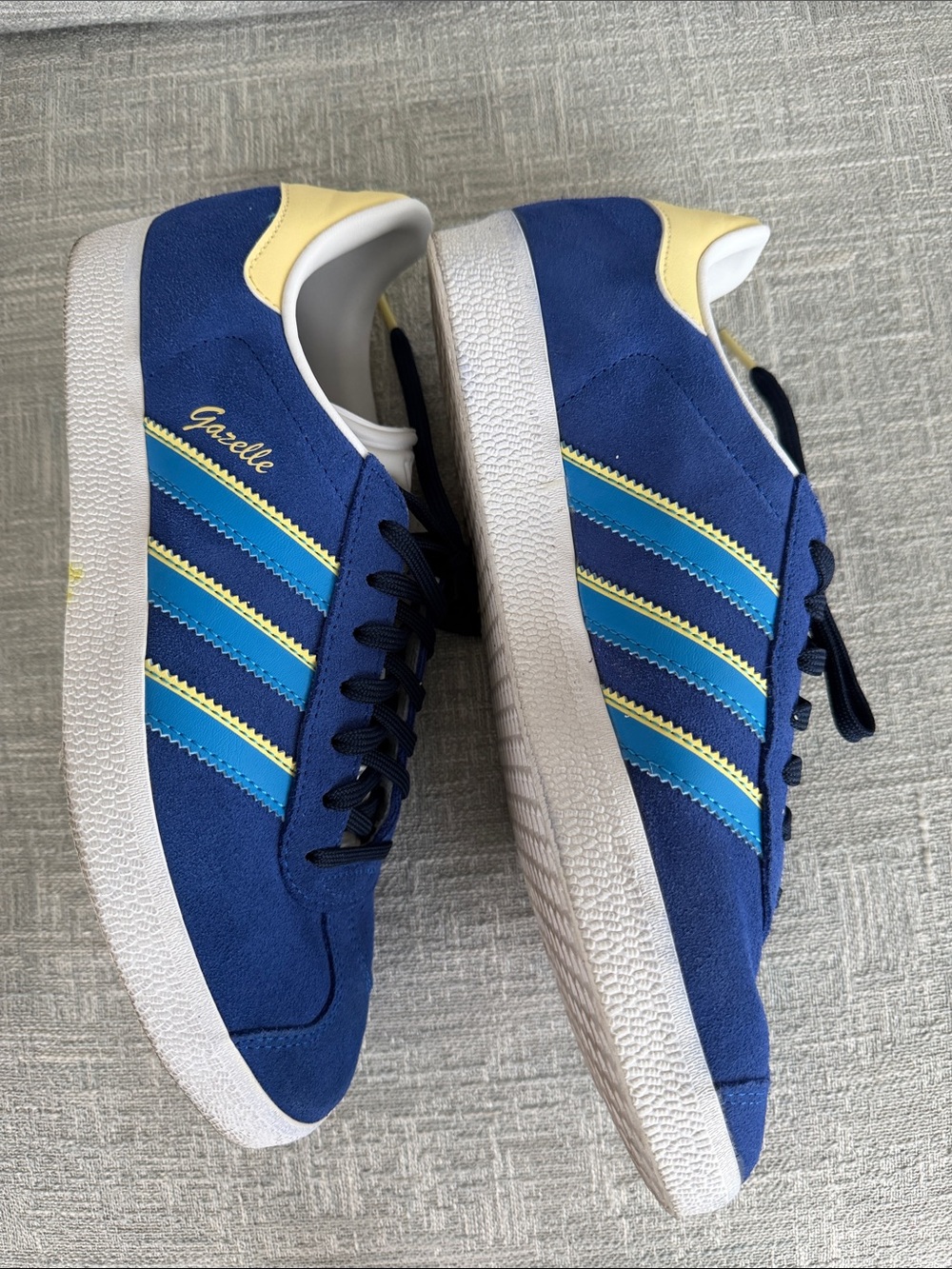 Adidas Gazelle Suede Sneakers in Royal Bright Blue & Yellow Women's 8 1/2 - Picture 4 of 10
